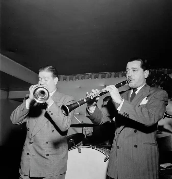 Framed Print : Portrait of Tony Parenti and Wild Bill Davison, Jimmy Ryan's (Club), New York, N.Y. ca. Aug. 1946. Creator: William Paul Gottlieb Framed Print : Portrait of Tony Parenti and Wild Bill Davison, Jimmy Ryan's (Club), New York, N.Y. ca. Aug. 1946. Creator: William Paul Gottlieb