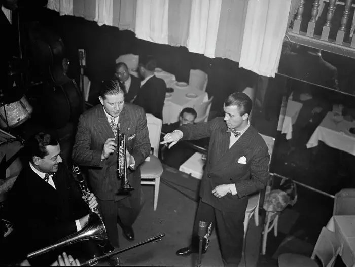 Framed Print : Portrait of Tony Parenti, Wild Bill Davison, and Eddie Condon, Eddie Condon's, N.Y. ca. June 1946. Creator: William Paul Gottlieb Framed Print : Portrait of Tony Parenti, Wild Bill Davison, and Eddie Condon, Eddie Condon's, N.Y. ca. June 1946. Creator: William Paul Gottlieb