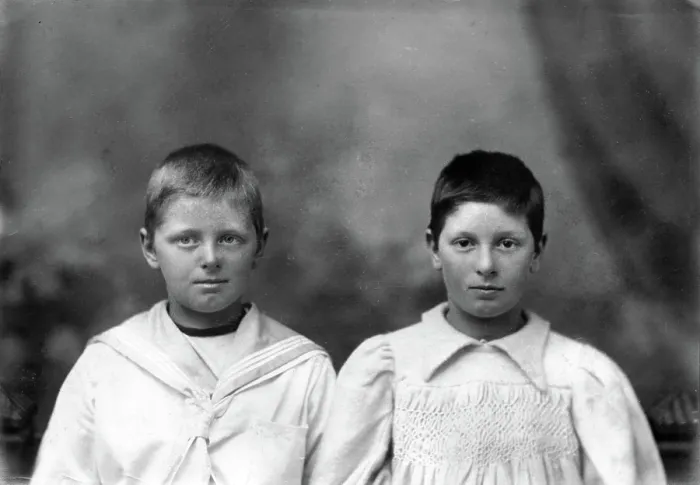 Framed Print : Portrait of two unknown siblings (brother and sister), c1900s. Creator: Robert Augustus Henry L'Estrange. Portrait of two unknown siblings (brother and sister), c1900s Framed Print : Portrait of two unknown siblings (brother and sister), c1900s. Creator: Robert Augustus Henry L'Estrange. Portrait of two unknown siblings (brother and sister), c1900s
