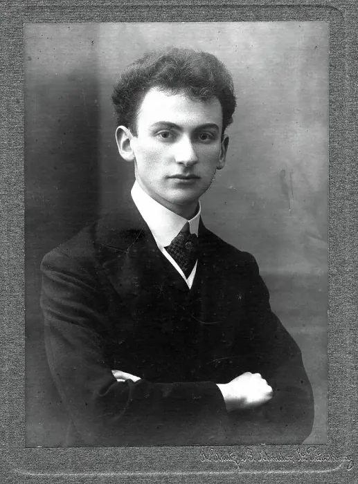 Framed Print : Portrait of the violinist and composer Joseph Achron (1886-1943), 1908. Creator: Photo studio H. Rentz & F. Schrader. Portrait of the violinist and composer Joseph Achron (1886-1943), 1908. Creator: Photo studio H. Rentz & F. Schrader Framed Print : Portrait of the violinist and composer Joseph Achron (1886-1943), 1908. Creator: Photo studio H. Rentz & F. Schrader. Portrait of the violinist and composer Joseph Achron (1886-1943), 1908. Creator: Photo studio H. Rentz & F. Schrader