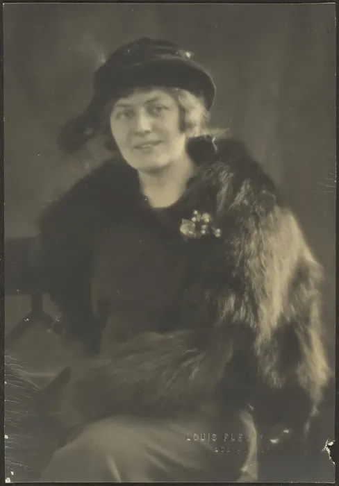 Framed Print : Portrait of a Woman in Fur Cape, 1907-1924. Creator: Louis Fleckenstein Framed Print : Portrait of a Woman in Fur Cape, 1907-1924. Creator: Louis Fleckenstein