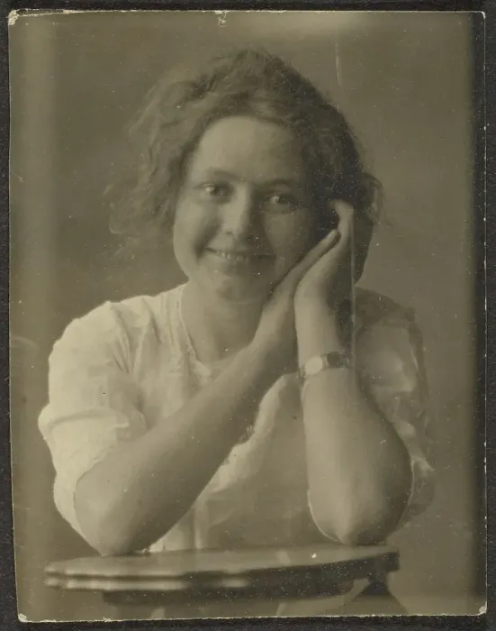 Framed Print : Portrait of a Woman Leaning on Table, 1907-1943. Creator: Louis Fleckenstein Framed Print : Portrait of a Woman Leaning on Table, 1907-1943. Creator: Louis Fleckenstein