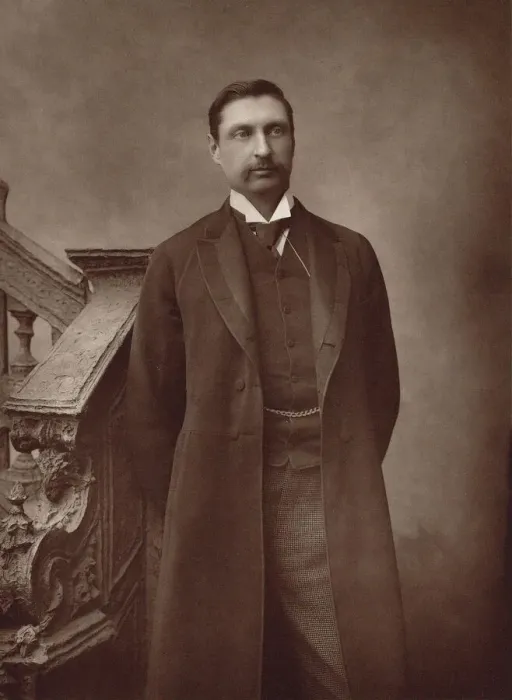 Framed Print : Portrait of the writer Sir Henry Rider Haggard (1856-1925) Framed Print : Portrait of the writer Sir Henry Rider Haggard (1856-1925)