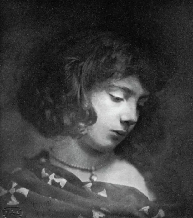 Framed Print : Portrait of a young woman, 1902-1903. Artist: Finlay Lewis Framed Print : Portrait of a young woman, 1902-1903. Artist: Finlay Lewis