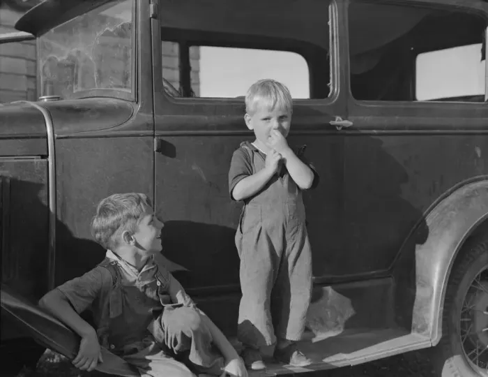 Framed Print : Possibly: Bean pickers children came from Kansas... near West Stayton, Marion County, Oregon, 1939 Creator: Dorothea Lange Framed Print : Possibly: Bean pickers children came from Kansas... near West Stayton, Marion County, Oregon, 1939 Creator: Dorothea Lange
