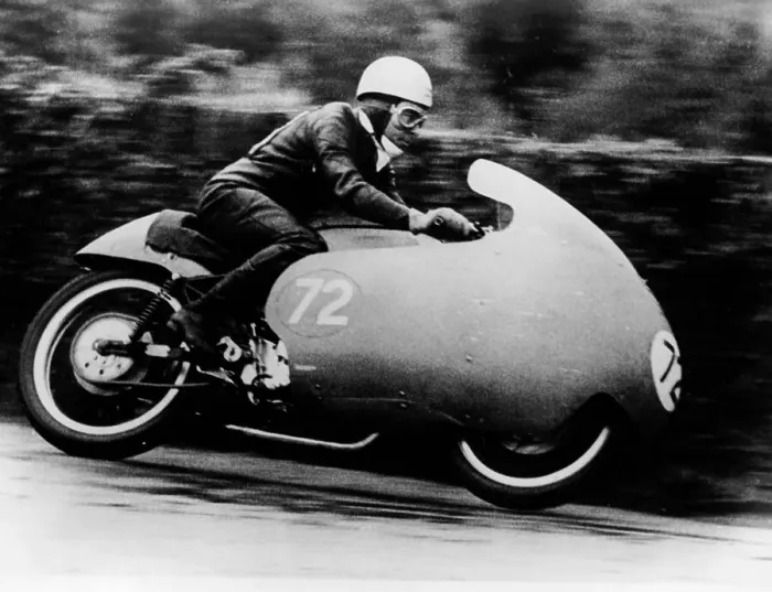 Framed Print : Possibly Bill Lomas, on a Moto Guzzi V8, 1957 Framed Print : Possibly Bill Lomas, on a Moto Guzzi V8, 1957