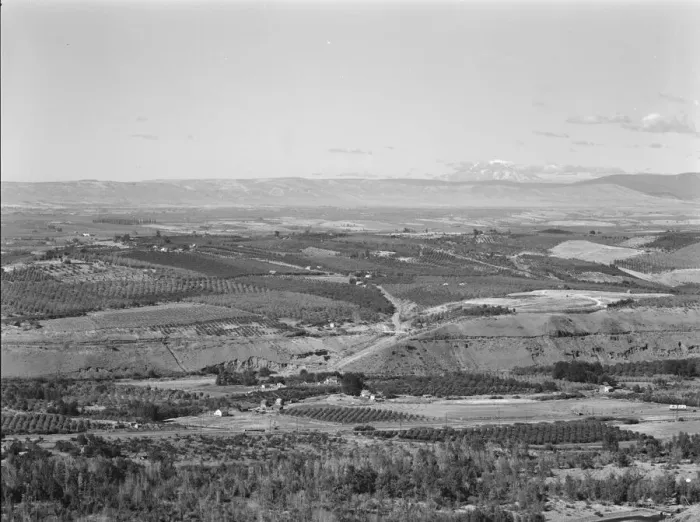 Framed Print : Possibly: Looking down on part of the Valley, approximately six miles from Yakima, Washington, 1939. Creator: Dorothea Lange Framed Print : Possibly: Looking down on part of the Valley, approximately six miles from Yakima, Washington, 1939. Creator: Dorothea Lange