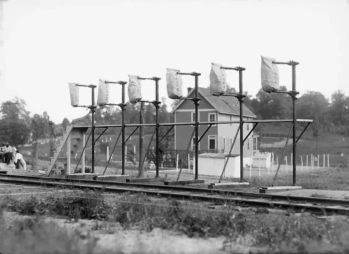 Framed Print : Post office Department, Hupp Auto Railway Service, 1912. Creator: Harris & Ewing. Post office Department, Hupp Auto Railway Service, 1912. Creator: Harris & Ewing Framed Print : Post office Department, Hupp Auto Railway Service, 1912. Creator: Harris & Ewing. Post office Department, Hupp Auto Railway Service, 1912. Creator: Harris & Ewing