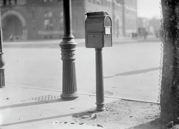 Framed Print : Post office Department Mail Box, 1911. Creator: Harris & Ewing. Post office Department Mail Box, 1911. Creator: Harris & Ewing Framed Print : Post office Department Mail Box, 1911. Creator: Harris & Ewing. Post office Department Mail Box, 1911. Creator: Harris & Ewing