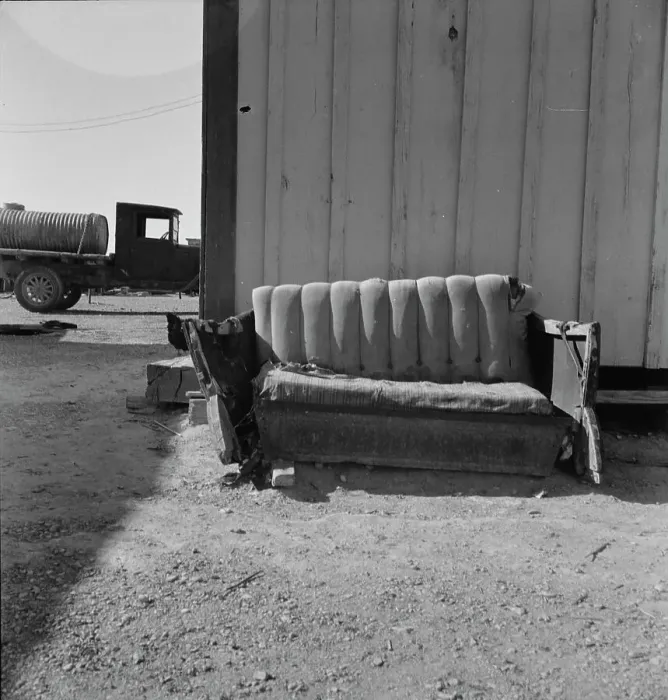 Framed Print : The postmaster's seat, Finlay, Texas, 1937. Creator: Dorothea Lange