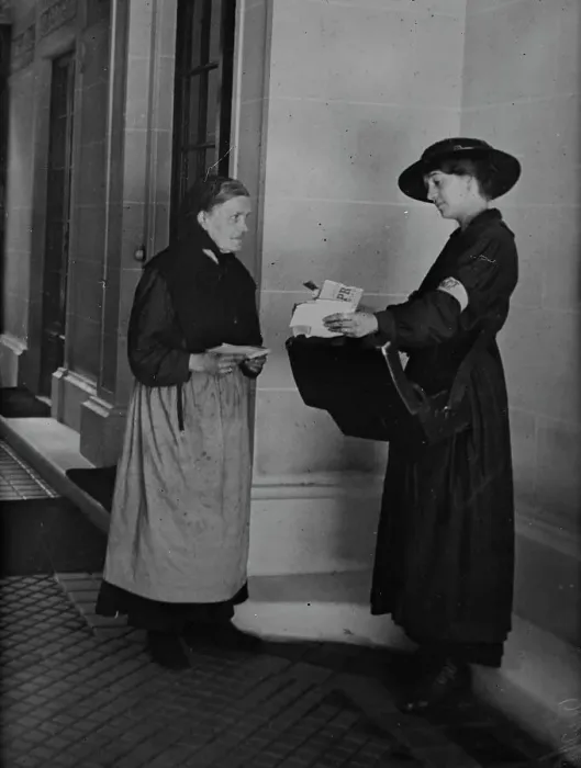 Framed Print : Postwoman, Paris, between c1915 and c1920. Creator: Bain News Service Framed Print : Postwoman, Paris, between c1915 and c1920. Creator: Bain News Service