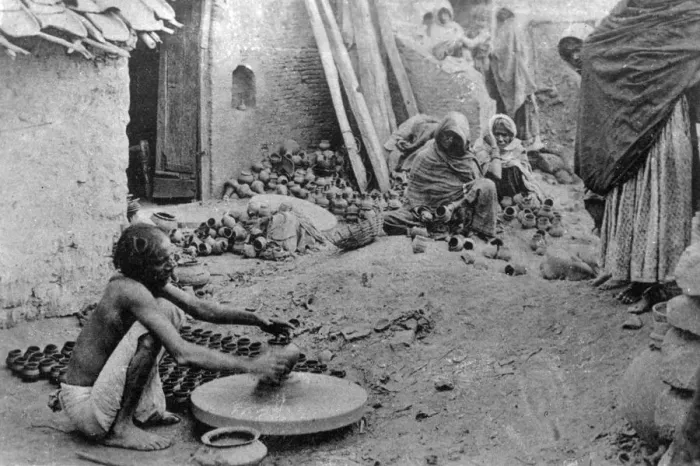 Framed Print : A potter at work, India, 20th century Framed Print : A potter at work, India, 20th century