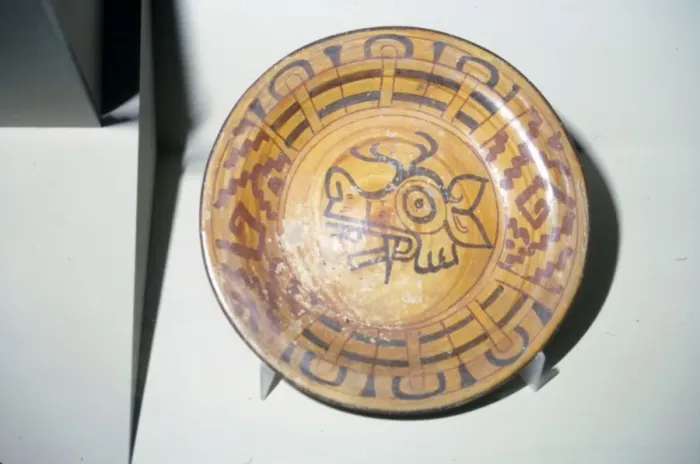 Framed Print : Pottery Plate with Deer motif, Mixtec, Cholula, Mexico, 1300-1521 Framed Print : Pottery Plate with Deer motif, Mixtec, Cholula, Mexico, 1300-1521