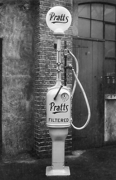 Pratts Gilbarco T8 petrol pump 1912. Creator: Unknown