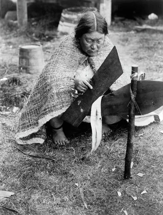 Framed Print : Preparing cedar bark-Nakoaktok, c1914. Creator: Edward Sheriff Curtis Framed Print : Preparing cedar bark-Nakoaktok, c1914. Creator: Edward Sheriff Curtis