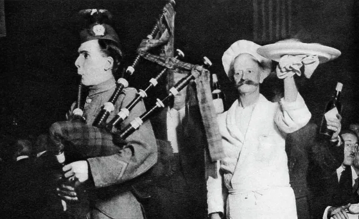 Framed Print : Presentation of the haggis at a Caledonian banquet, London, 1926-1927 Framed Print : Presentation of the haggis at a Caledonian banquet, London, 1926-1927