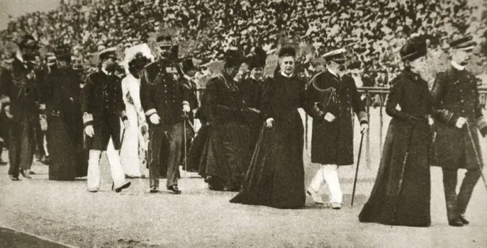 Framed Print : Presentation party at the Olympic Games, Athens, Greece, 1906. Artist:s and G Framed Print : Presentation party at the Olympic Games, Athens, Greece, 1906. Artist:s and G