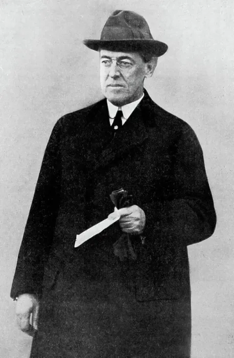 Framed Print : President Woodrow Wilson, First World War, 1916, (c1920) Framed Print : President Woodrow Wilson, First World War, 1916, (c1920)