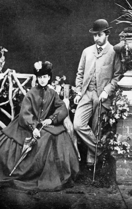 Framed Print : The Prince and Princess of Wales, 19th century (1910) Framed Print : The Prince and Princess of Wales, 19th century (1910)