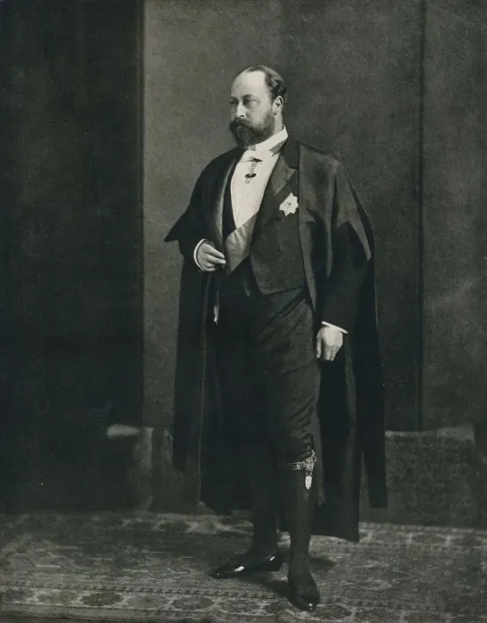 Framed Print : The Prince of Wales as a bencher of the Middle Temple, 1884 (1910). Artist: W&D Downey Framed Print : The Prince of Wales as a bencher of the Middle Temple, 1884 (1910). Artist: W&D Downey