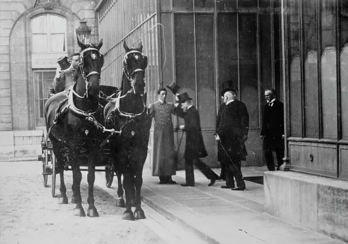 Framed Print : Prince of Wales leaves Elysee Palace, between c1910 and c1915. Creator: Bain News Service Framed Print : Prince of Wales leaves Elysee Palace, between c1910 and c1915. Creator: Bain News Service