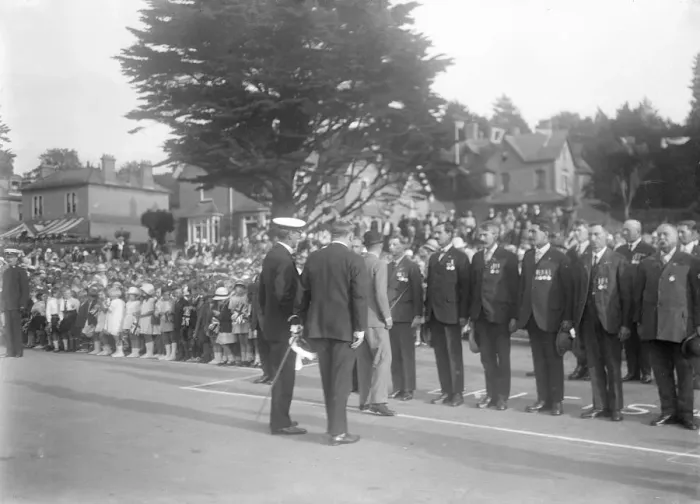 Framed Print : The Prince of Wales and servicemen, Isle of Wight, 1926. Creator: Kirk & Sons of Cowes Framed Print : The Prince of Wales and servicemen, Isle of Wight, 1926. Creator: Kirk & Sons of Cowes
