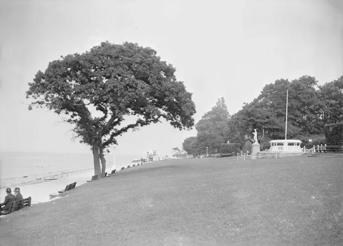 Framed Print : Princes Green, Cowes, Isle of Wight, c1935. Creator: Kirk & Sons of Cowes Framed Print : Princes Green, Cowes, Isle of Wight, c1935. Creator: Kirk & Sons of Cowes