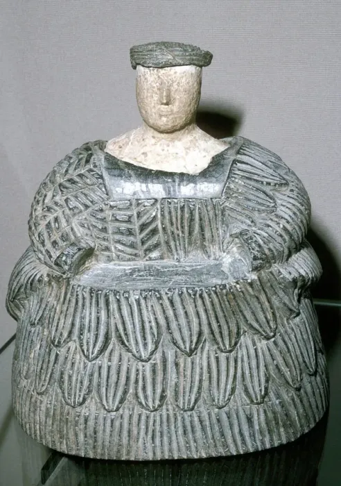 Framed Print : The Princess of Bactria wearing a Kaukenes dress, Bactrian, Late 3rd millenium Framed Print : The Princess of Bactria wearing a Kaukenes dress, Bactrian, Late 3rd millenium