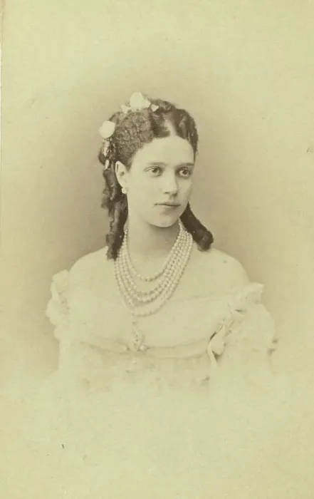 Framed Print : Princess Dagmar (later Empress Maria Feodorovna) head-and-shoulders... between 1860 and 70. Creator: Unknown Framed Print : Princess Dagmar (later Empress Maria Feodorovna) head-and-shoulders... between 1860 and 70. Creator: Unknown