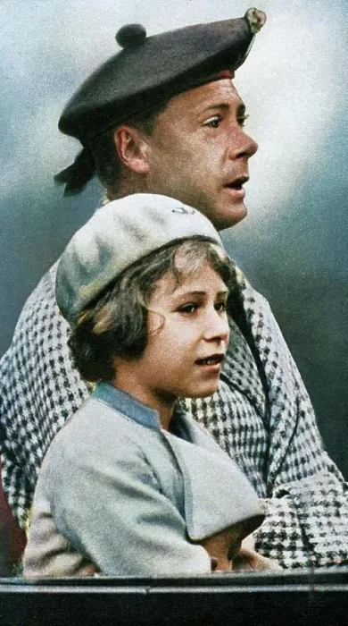 Framed Print : Princess Elizabeth with her uncle David, c1936. Creator: Unknown Framed Print : Princess Elizabeth with her uncle David, c1936. Creator: Unknown
