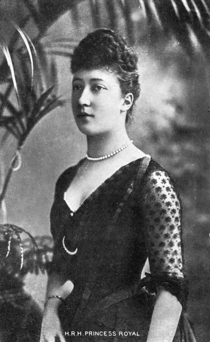 Framed Print : The Princess Royal, Princess Louise (1867-1931), early 20th century. Artist: GD & D Framed Print : The Princess Royal, Princess Louise (1867-1931), early 20th century. Artist: GD & D