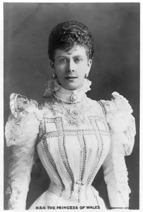 Framed Print : The Princess of Wales, c1901-c1910 Framed Print : The Princess of Wales, c1901-c1910