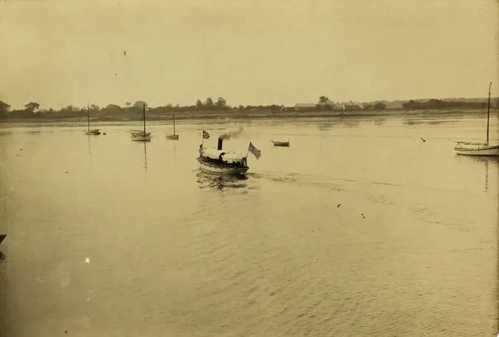 Framed Print : Proceeding to peace conference by steam launch, 1905. Creator: Unknown Framed Print : Proceeding to peace conference by steam launch, 1905. Creator: Unknown