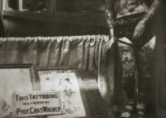 Framed Print : Professor Charles Wagners Tattoo Parlour, Chatham Square, New York, USA, early 1930s Framed Print : Professor Charles Wagners Tattoo Parlour, Chatham Square, New York, USA, early 1930s