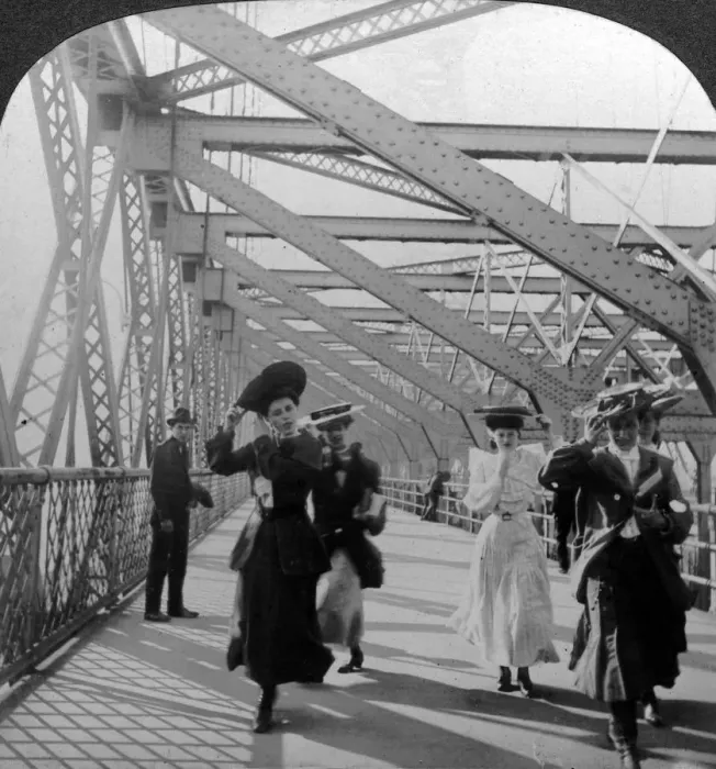 Framed Print : The promenade, Williamsburg Bridge, New York, USA, c1900s. Artist: Excelsior Stereoscopic Tours Framed Print : The promenade, Williamsburg Bridge, New York, USA, c1900s. Artist: Excelsior Stereoscopic Tours