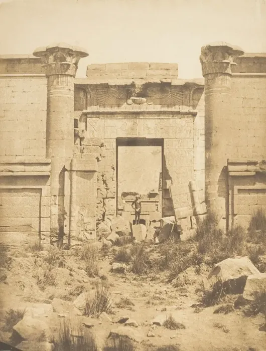 Framed Print : Propylees du Thoutmoseum, a Medinet-habou (Thebes), 1849-50 Framed Print : Propylees du Thoutmoseum, a Medinet-habou (Thebes), 1849-50