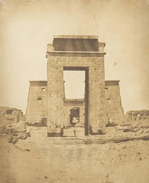 Framed Print : Propylone du Temple de Khons, a Karnac, Thebes, 1849-50 Framed Print : Propylone du Temple de Khons, a Karnac, Thebes, 1849-50