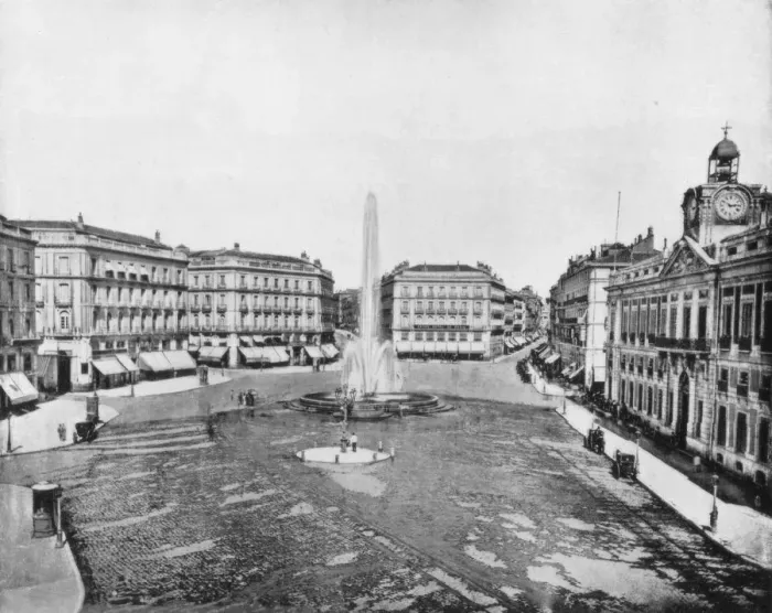 Framed Print : Puerta Del Sol, Madrid, Spain, late 19th century. Artist: John L Stoddard Framed Print : Puerta Del Sol, Madrid, Spain, late 19th century. Artist: John L Stoddard