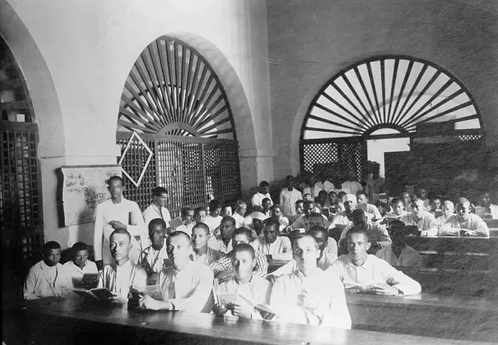 Framed Print : Puerto Rico Schools, 1912. Creator: Harris & Ewing. Puerto Rico Schools, 1912. Creator: Harris & Ewing Framed Print : Puerto Rico Schools, 1912. Creator: Harris & Ewing. Puerto Rico Schools, 1912. Creator: Harris & Ewing