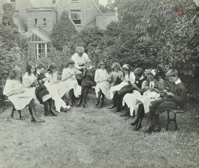Framed Print : Pupils in the garden doing needlework, Birley House Open Air School, Forest Hill, London, 1908 Framed Print : Pupils in the garden doing needlework, Birley House Open Air School, Forest Hill, London, 1908