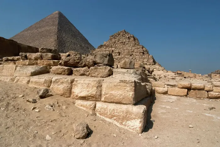 Framed Print : Pyramids, Giza, Egypt, 2007. Creator: Ethel Davies Framed Print : Pyramids, Giza, Egypt, 2007. Creator: Ethel Davies