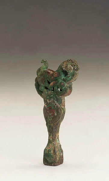 Qin tuning key (qin zhenyao) with tiger and snake, Eastern Zhou dynasty, 5th century BCE
