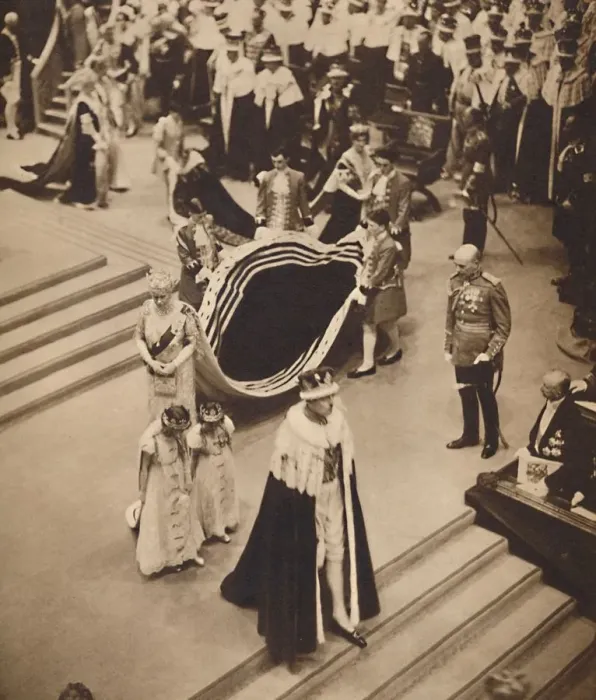 Framed Print : Queen Mary Leaves, May 12 1937 Framed Print : Queen Mary Leaves, May 12 1937