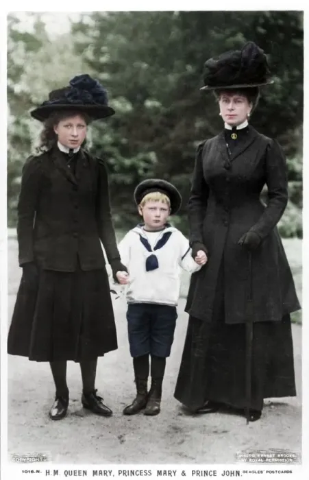 Framed Print : Queen Mary, Princess Mary and Prince John, 1910s. Artist: Ernest Brooks Framed Print : Queen Mary, Princess Mary and Prince John, 1910s. Artist: Ernest Brooks