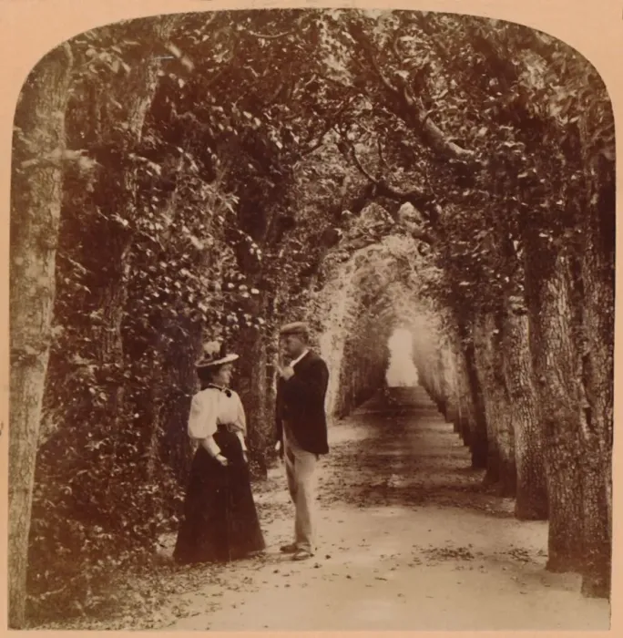 Framed Print : Queen Marys Bower, Hampton Court, London, England, 1896. Creator: Underwood & Underwood Framed Print : Queen Marys Bower, Hampton Court, London, England, 1896. Creator: Underwood & Underwood