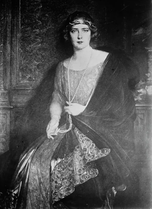 Framed Print : Queen of Serbia, c1920s. Creator: Bain News Service Framed Print : Queen of Serbia, c1920s. Creator: Bain News Service