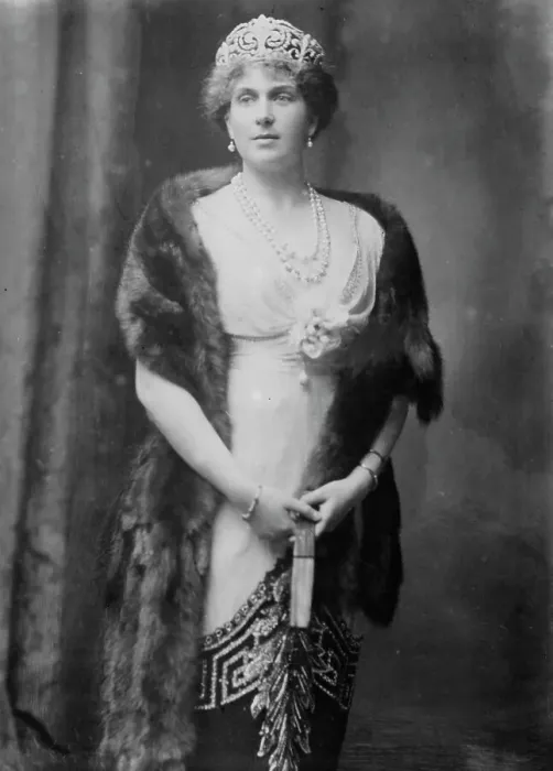 Framed Print : Queen of Spain, c1916. Creator: Bain News Service Framed Print : Queen of Spain, c1916. Creator: Bain News Service