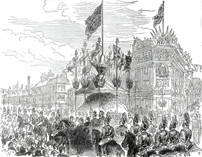 Framed Print : The Queen's Visit to the East End of London: Trophy in Whitechapel-Road, 1876. Creator: Unknown Framed Print : The Queen's Visit to the East End of London: Trophy in Whitechapel-Road, 1876. Creator: Unknown
