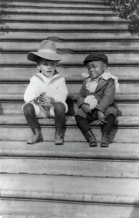 Framed Print : Quentin Roosevelt and Roswell Newcomb Pinckney seated on steps, c1902 June 17. Creator: Frances Benjamin Johnston Framed Print : Quentin Roosevelt and Roswell Newcomb Pinckney seated on steps, c1902 June 17. Creator: Frances Benjamin Johnston