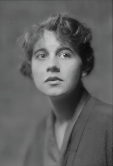 Framed Print : Quinn, Miss, friend of, portrait photograph, 1915. Creator: Arnold Genthe Framed Print : Quinn, Miss, friend of, portrait photograph, 1915. Creator: Arnold Genthe
